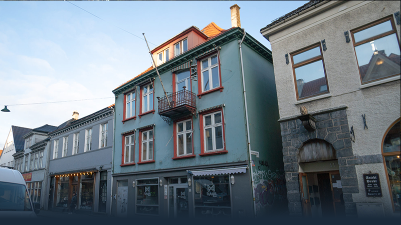Øvregaten 13 — Øvregaten 13